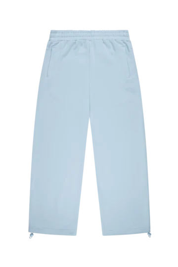 Babyblauer Jogger mit offenem Bein